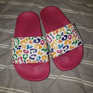 Vans rainbow leopard slides